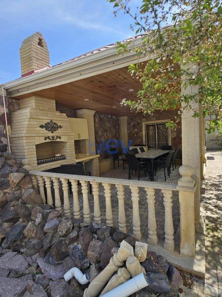 Satış 8 otaqlı Villa  500m², Bakı