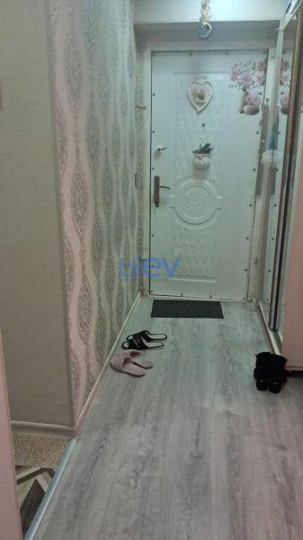 Satış 3 otaqlı Köhnə Tikili bina evi  63m², Bakı