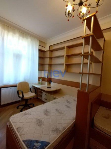 Satış 4 otaqlı Yeni Tikili bina evi  214m², Bakı