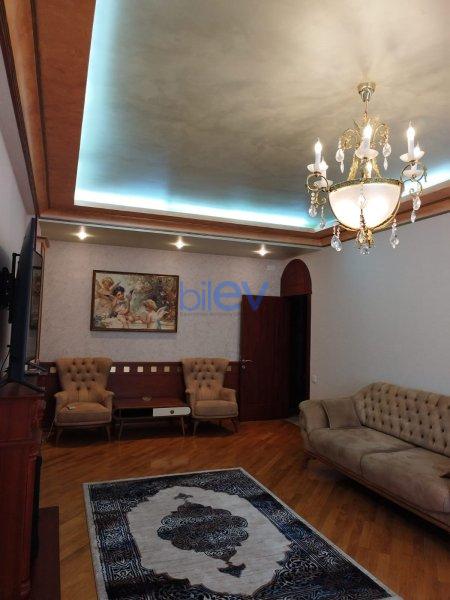 Satış 4 otaqlı Yeni Tikili bina evi  214m², Bakı