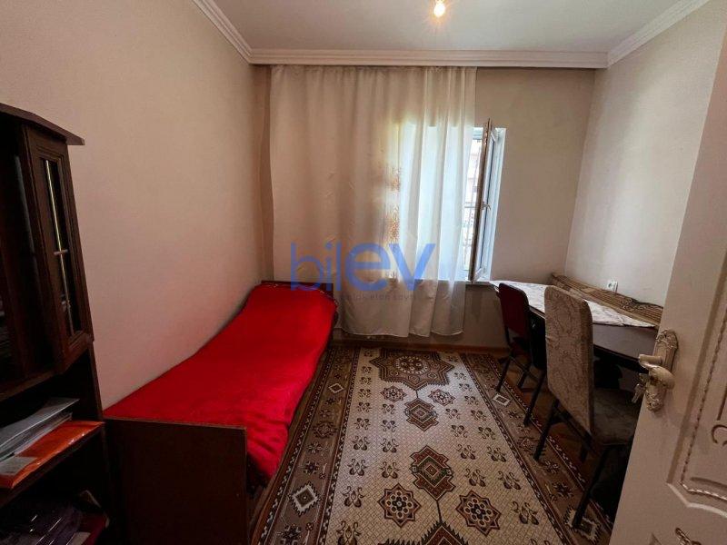 Satış 4 otaqlı Köhnə Tikili bina evi  90m², Sumqayıt