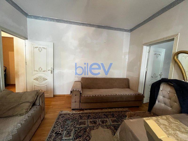 Satış 4 otaqlı Köhnə Tikili bina evi  90m², Sumqayıt
