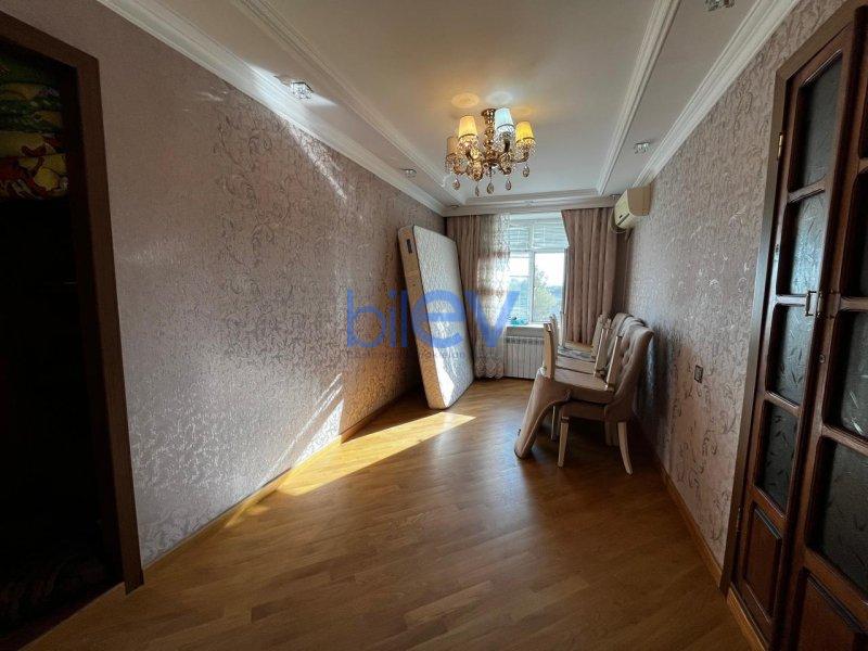 Satış 3 otaqlı Köhnə Tikili bina evi  65m², Sumqayıt