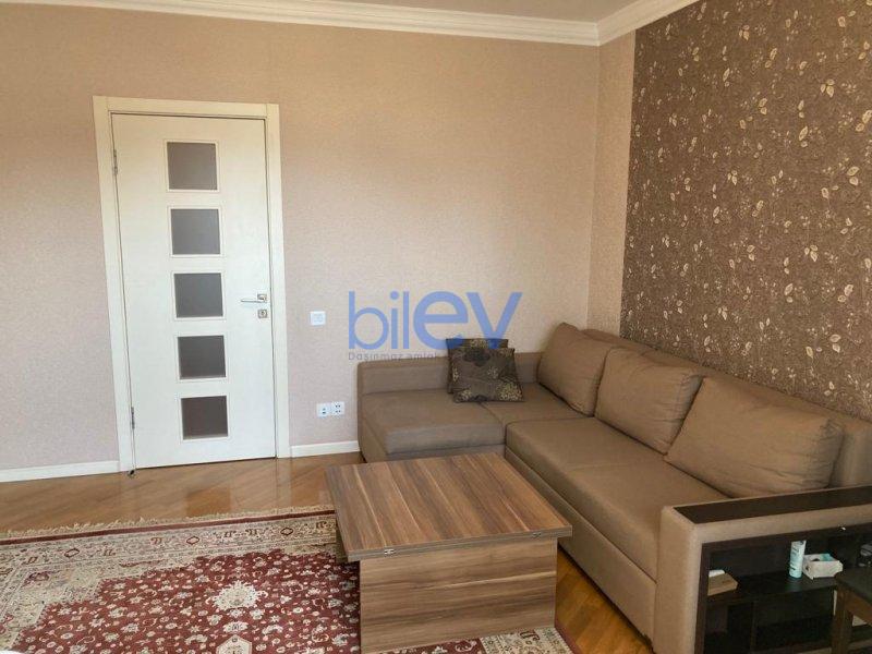 Satış 3 otaqlı Köhnə Tikili bina evi  70m², Bakı