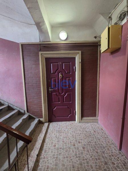 Satış 3 otaqlı Köhnə Tikili bina evi  50m², Gəncə