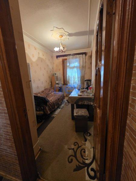 Satış 3 otaqlı Köhnə Tikili bina evi  50m², Gəncə