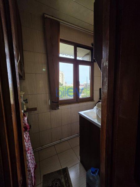 Satış 3 otaqlı Köhnə Tikili bina evi  50m², Gəncə