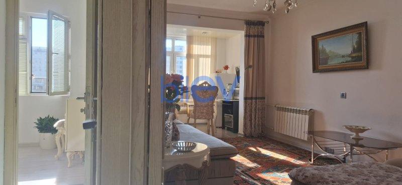 Satış 2 otaqlı Köhnə Tikili bina evi  37m², Bakı