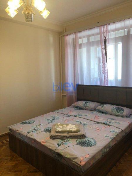 Günlük Kirayə 3 otaqlı Köhnə Tikili bina evi  118m², Bakı
