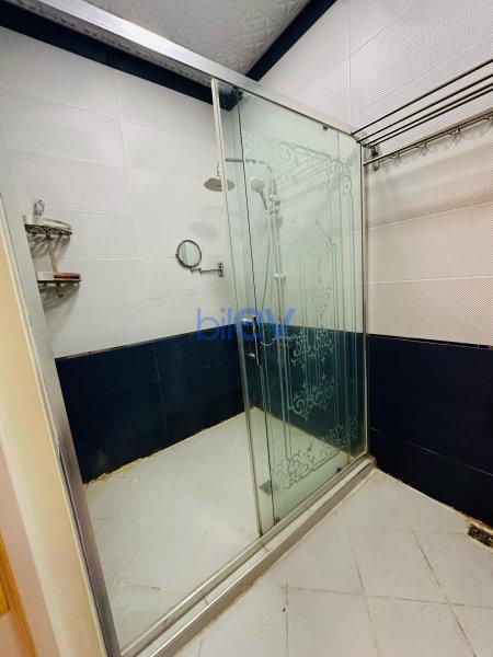 Aylıq Kirayə 4 otaqlı Yeni Tikili bina evi  180m², Bakı