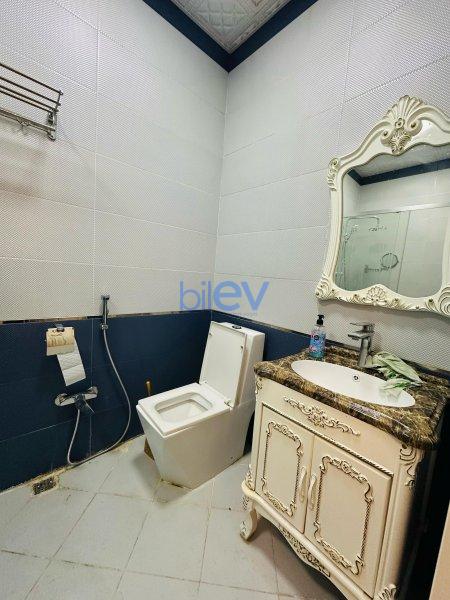 Aylıq Kirayə 4 otaqlı Yeni Tikili bina evi  180m², Bakı