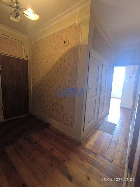 Satış 3 otaqlı Köhnə Tikili bina evi  90m², Bakı