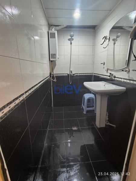 Satış 3 otaqlı Köhnə Tikili bina evi  90m², Bakı
