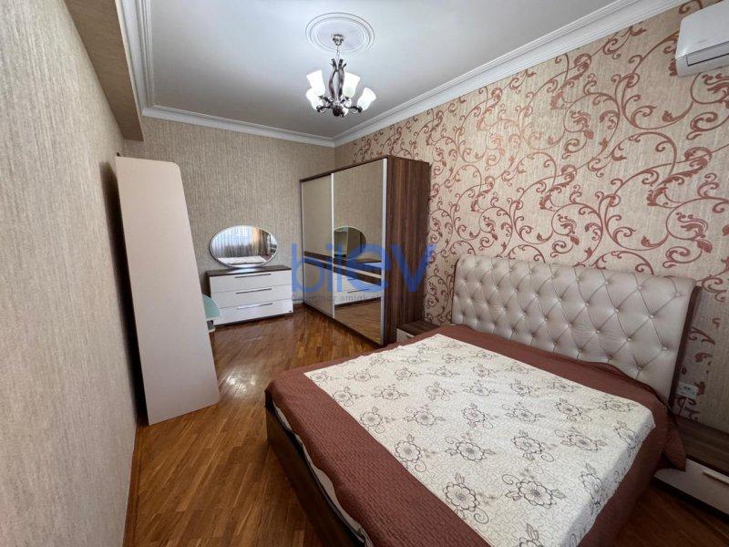 Kirayə (aylıq) 3 otaqlı Yeni Tikili  130m², Bakı