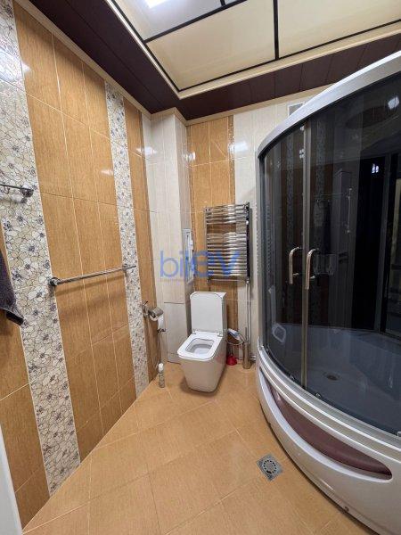 Kirayə (aylıq) 3 otaqlı Yeni Tikili  130m², Bakı