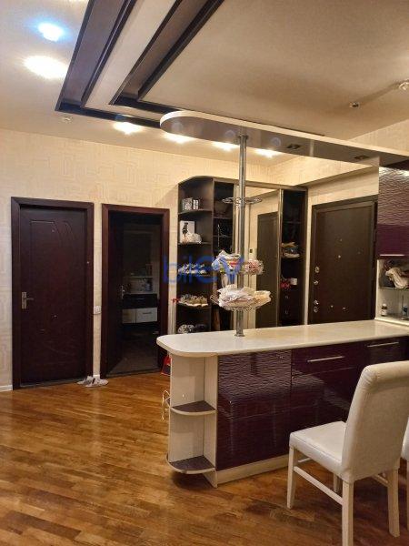 Satış 3 otaqlı Yeni Tikili bina evi  110.00m², Bakı