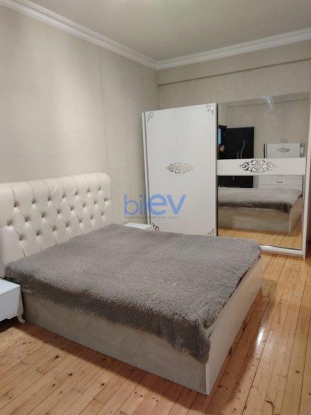 Aylıq Kirayə 3 otaqlı Yeni Tikili bina evi  105m², Bakı