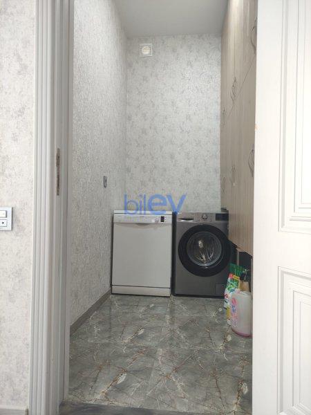Satış 5 otaqlı Həyət evi  240m², Bakı