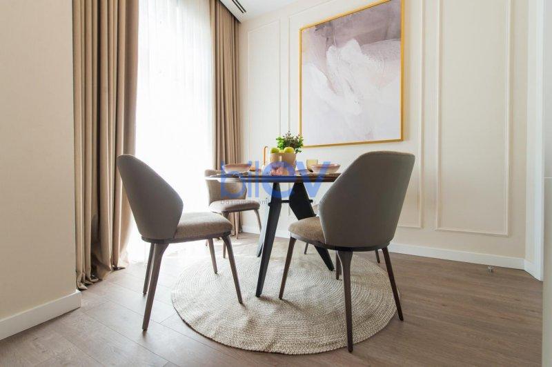 Aylıq Kirayə 3 otaqlı Yeni Tikili bina evi  120m², Bakı
