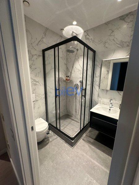 Aylıq Kirayə 3 otaqlı Yeni Tikili bina evi  120m², Bakı