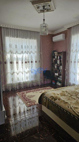 Satış 5 otaqlı Həyət evi  300m², Bakı