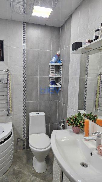 Satış 5 otaqlı Həyət evi  300m², Bakı
