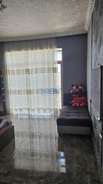 Satış 5 otaqlı Həyət evi  300m², Bakı