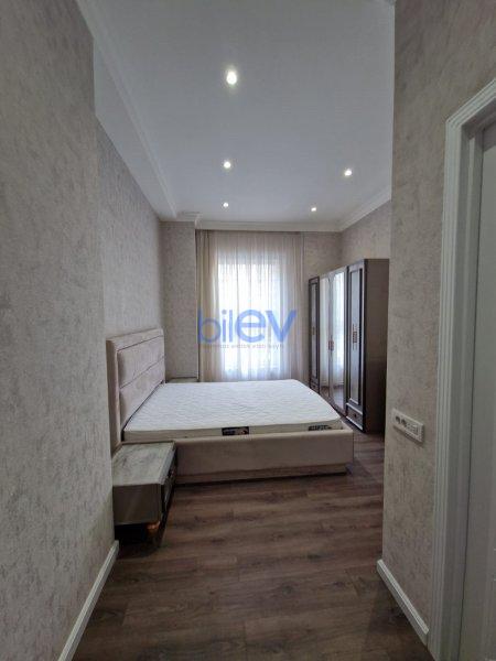 Aylıq Kirayə 3 otaqlı Yeni Tikili bina evi  120m², Bakı