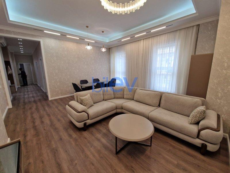 Aylıq Kirayə 3 otaqlı Yeni Tikili bina evi  120m², Bakı