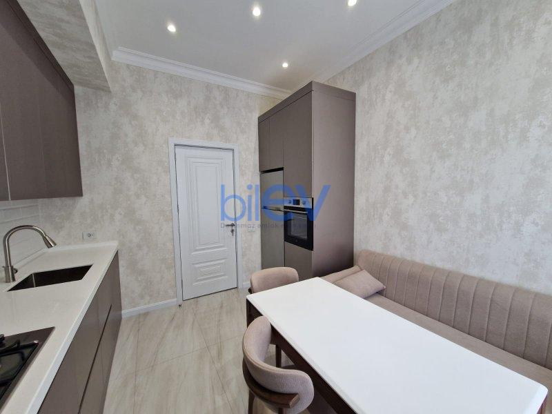 Aylıq Kirayə 3 otaqlı Yeni Tikili bina evi  120m², Bakı