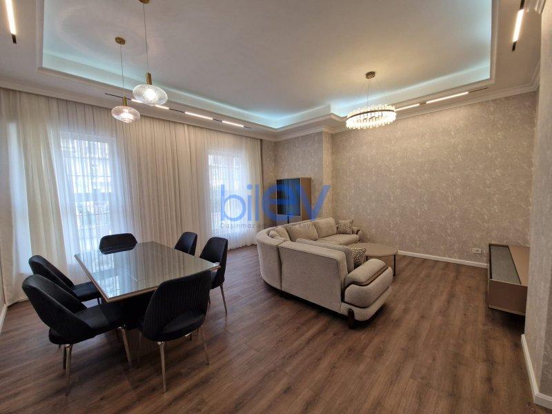 Aylıq Kirayə 3 otaqlı Yeni Tikili bina evi  120m², Bakı