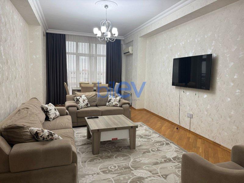 Kirayə (günlük) 2 otaqlı Yeni Tikili  90m², Bakı