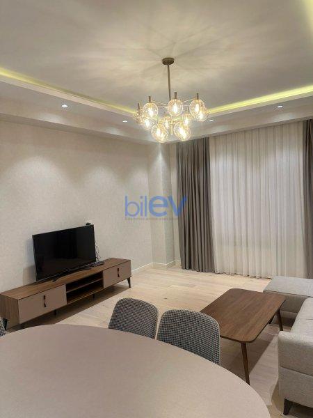 Aylıq Kirayə 3 otaqlı Yeni Tikili bina evi  140m², Bakı
