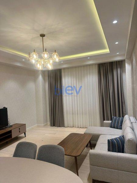 Aylıq Kirayə 3 otaqlı Yeni Tikili bina evi  140m², Bakı
