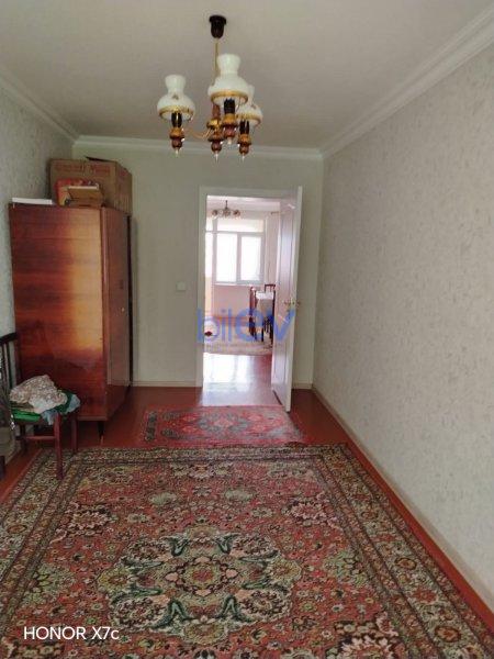 Satış 3 otaqlı Köhnə Tikili bina evi  64m², Gəncə