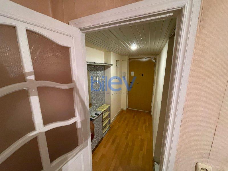 Aylıq Kirayə 1 otaqlı Köhnə Tikili bina evi  35m², Bakı