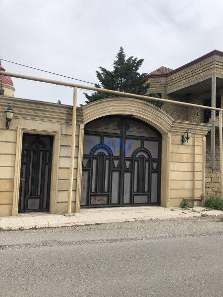 Satış 10 otaqlı Villa  300m², Bakı