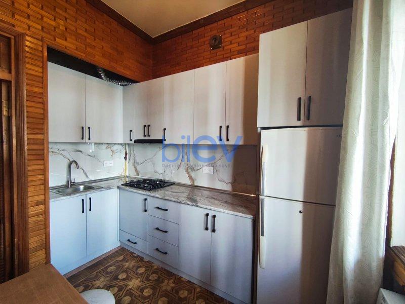 Aylıq Kirayə 2 otaqlı Köhnə Tikili bina evi  50m², Bakı