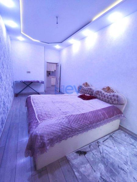 Aylıq Kirayə 3 otaqlı Yeni Tikili bina evi  100m², Bakı