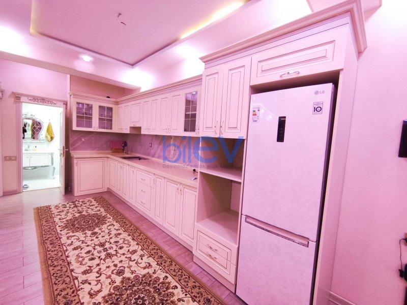 Aylıq Kirayə 3 otaqlı Yeni Tikili bina evi  100m², Bakı