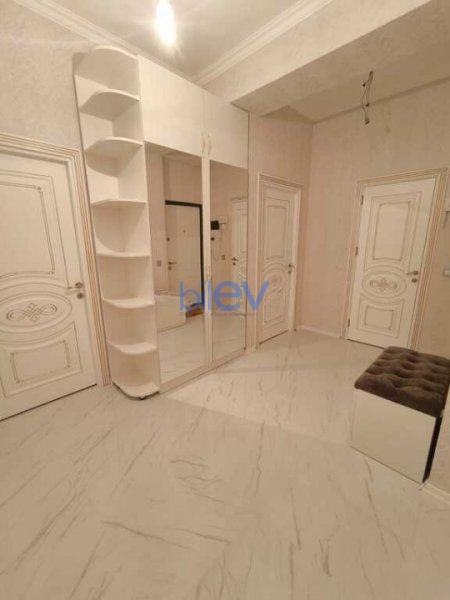 Satış 3 otaqlı Yeni Tikili bina evi  88m², Bakı