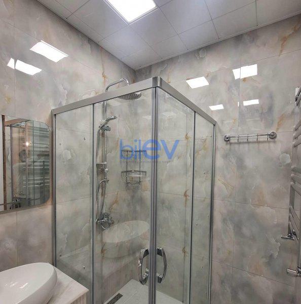 Aylıq Kirayə 3 otaqlı Yeni Tikili bina evi  150m², Bakı