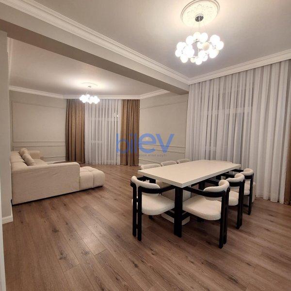 Aylıq Kirayə 3 otaqlı Yeni Tikili bina evi  150m², Bakı