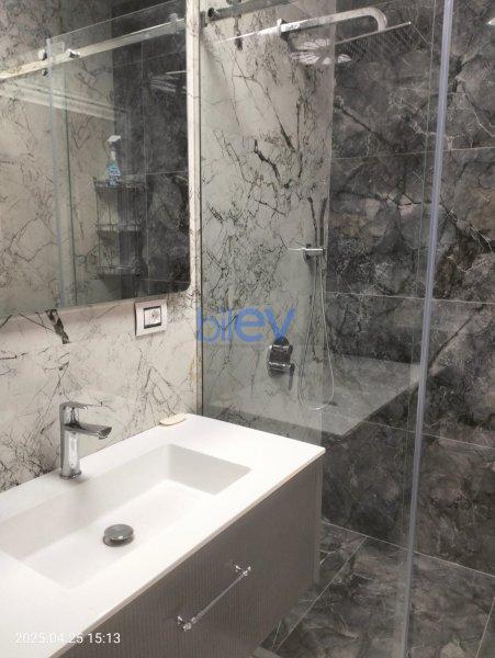Aylıq Kirayə 3 otaqlı Yeni Tikili bina evi  140m², Bakı