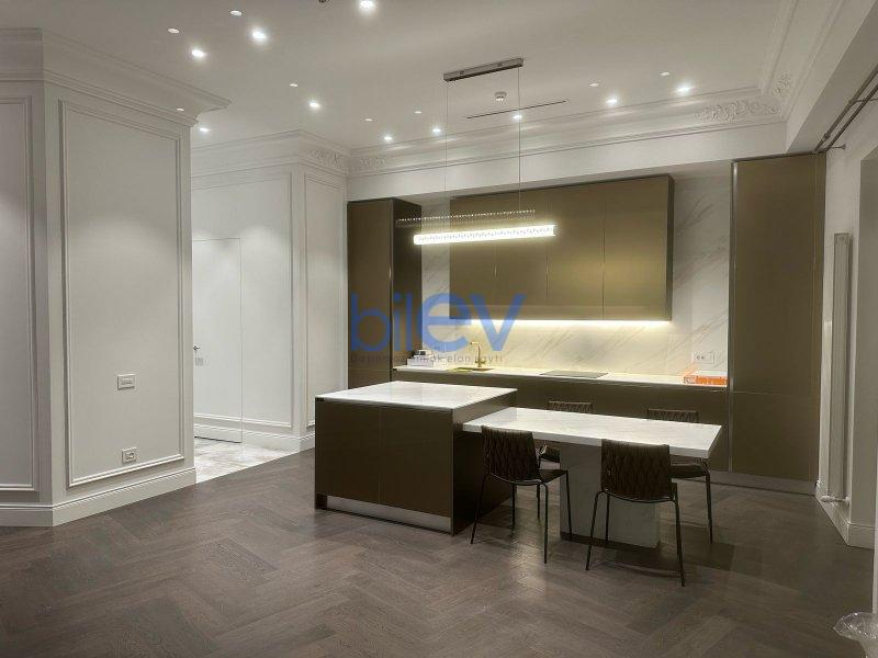 Aylıq Kirayə 3 otaqlı Yeni Tikili bina evi  130m², Bakı