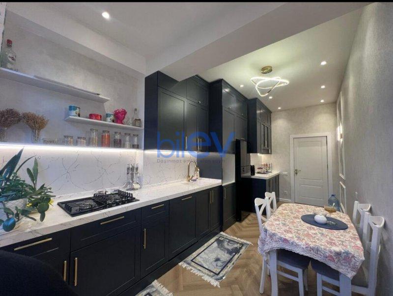 Aylıq Kirayə 2 otaqlı Yeni Tikili bina evi  100m², Bakı