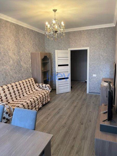 Aylıq Kirayə 3 otaqlı Yeni Tikili bina evi  100m², Bakı