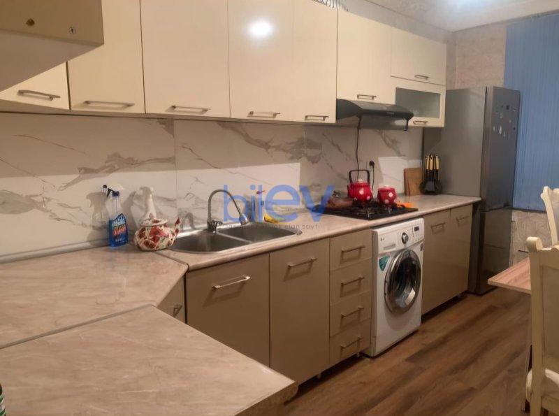 Aylıq Kirayə 3 otaqlı Köhnə Tikili bina evi  70m², Bakı