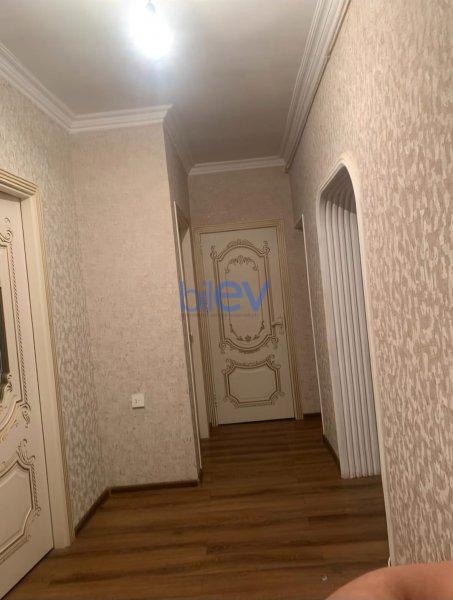 Aylıq Kirayə 3 otaqlı Köhnə Tikili bina evi  70m², Bakı