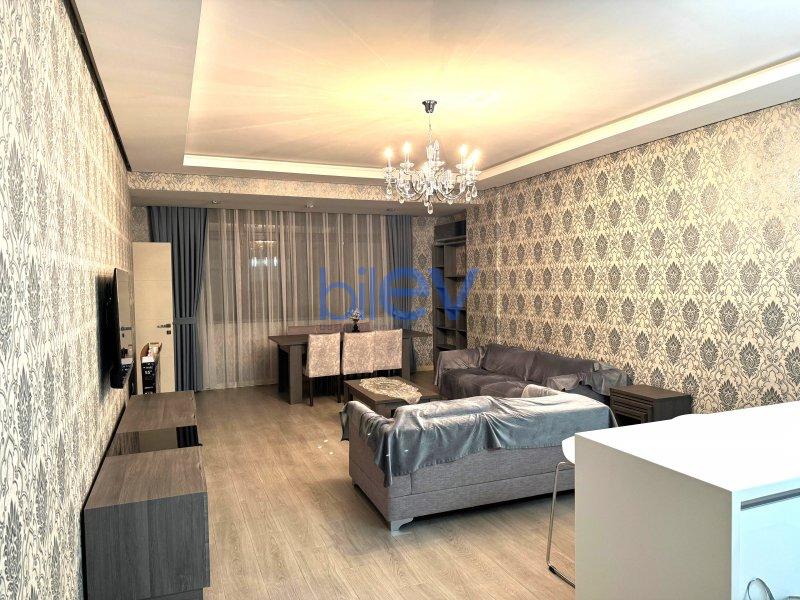 Aylıq Kirayə 3 otaqlı Yeni Tikili bina evi  100m², Bakı